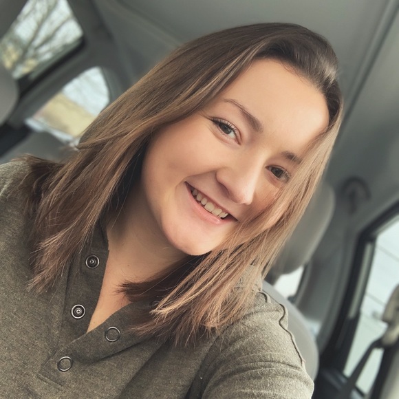 Meet your Posher, Meg - Picture 1 of 1